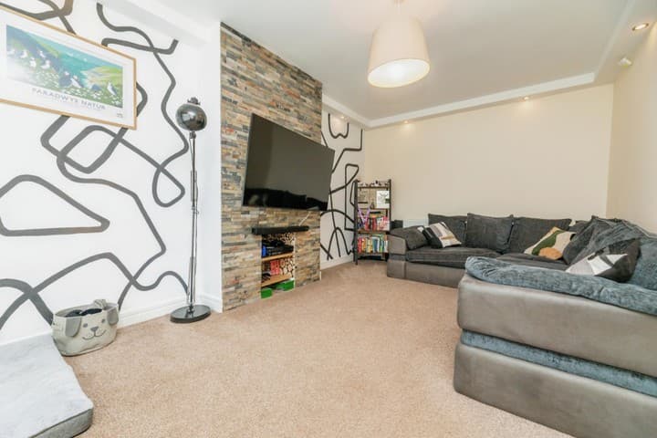 3 bedrooms house for sale in Rotherham, United Kingdom - Image 9