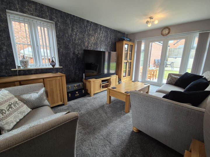 3 bedrooms house for sale in Oldbury, United Kingdom - Image 3