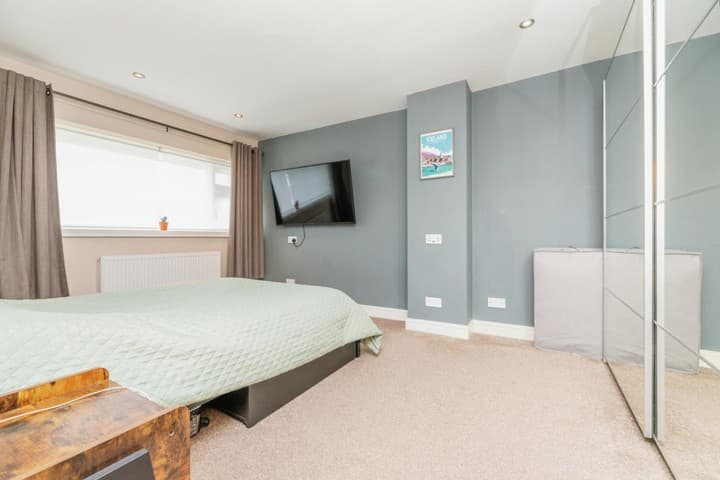 3 bedrooms house for sale in Rotherham, United Kingdom - Image 12