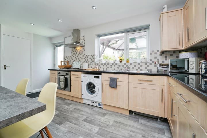 3 bedrooms house for sale in Cheltenham, United Kingdom - Image 5