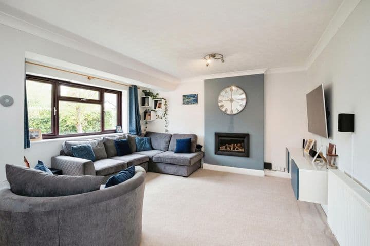 3 bedrooms house for sale in Tonbridge, United Kingdom - Image 2