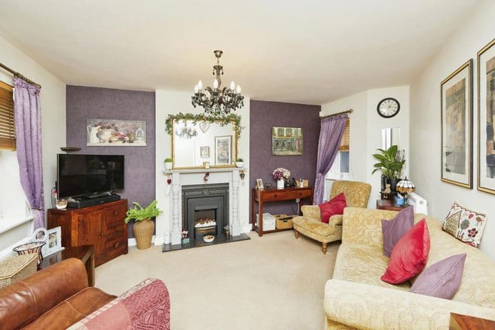 3 bedrooms house for sale in Derby, United Kingdom - Image 2