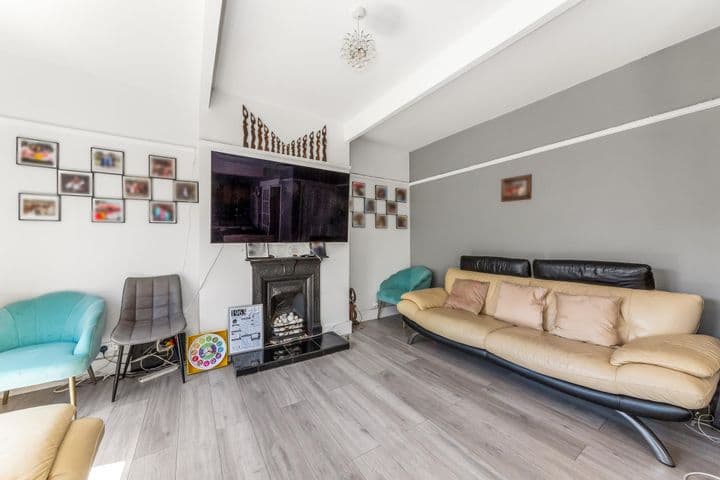 4 bedrooms house for sale in Thornton Heath, United Kingdom - Image 6