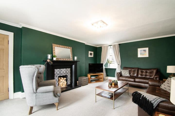 2 bedrooms apartment for sale in Montrose, United Kingdom - Image 4