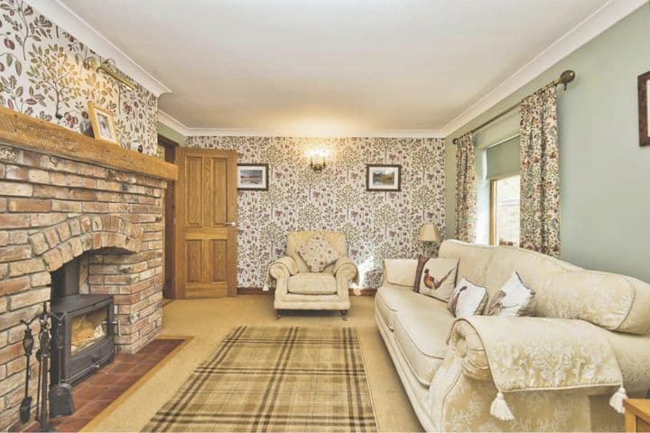 3 bedrooms house for sale in Louth, United Kingdom - Image 2