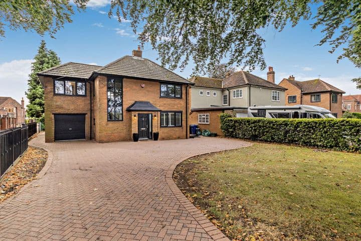 4 bedrooms house for sale in Doncaster, United Kingdom - Image 2