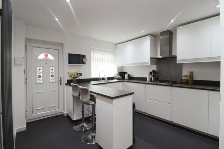 3 bedrooms house for sale in Birmingham, United Kingdom - Image 3