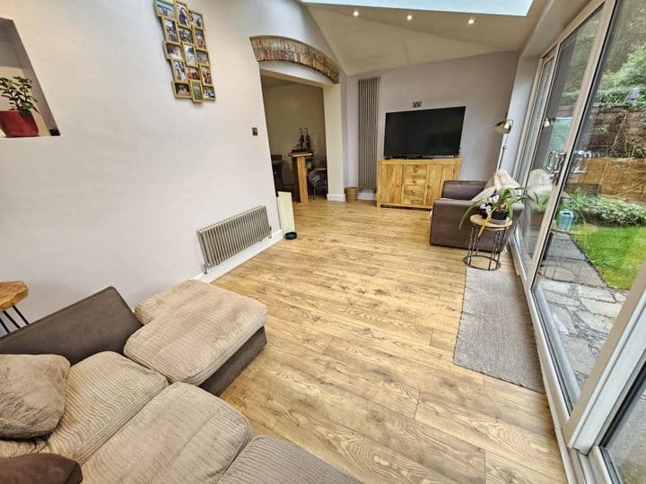 3 bedrooms house for sale in Manchester, United Kingdom - Image 8