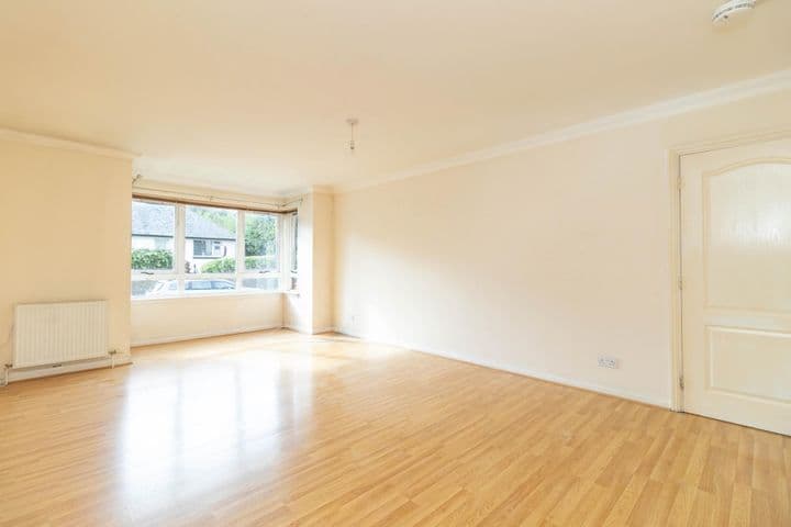 2 bedrooms apartment for sale in Perth and Kinross, United Kingdom - Image 3