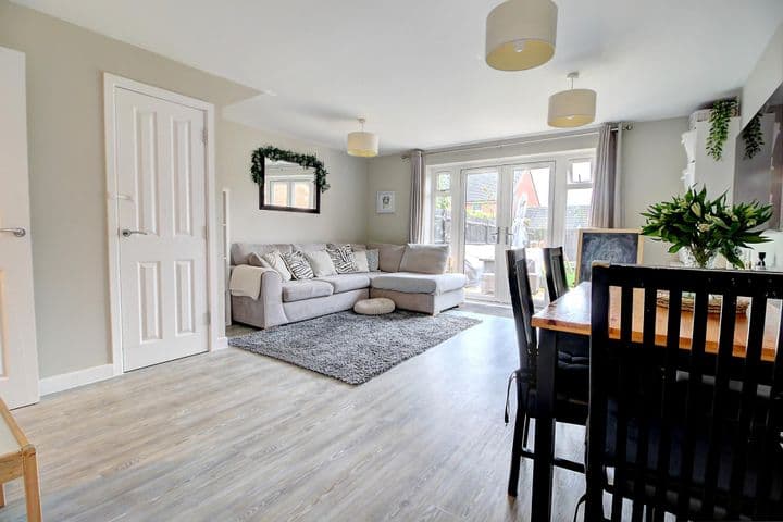 3 bedrooms house for sale in Whitchurch, United Kingdom - Image 3