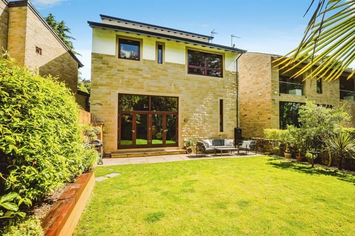 5 bedrooms house for sale in Huddersfield, United Kingdom - Image 18