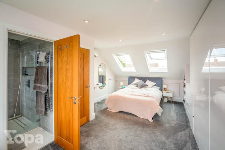 4 bedrooms house for sale in Gravesend, United Kingdom - Image 18