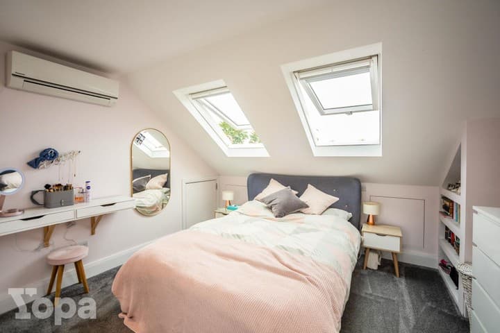 4 bedrooms house for sale in Gravesend, United Kingdom - Image 16