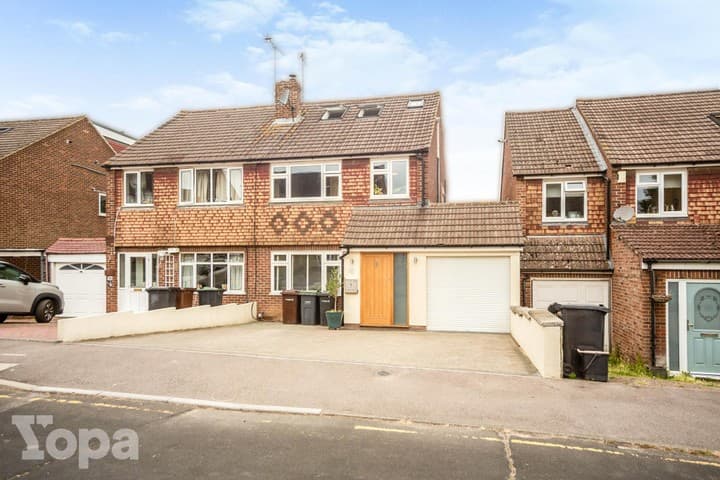 4 bedrooms house for sale in Gravesend, United Kingdom - Image 5