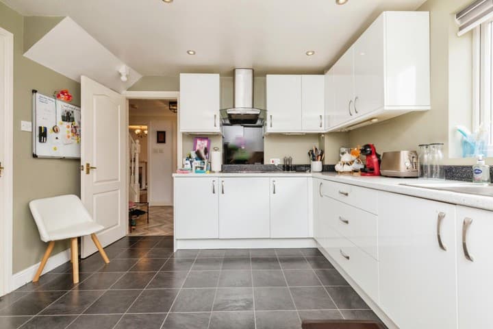 4 bedrooms house for sale in Bristol, United Kingdom - Image 7