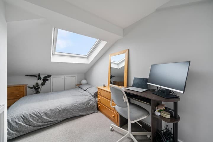 2 bedrooms apartment for sale in London, United Kingdom - Image 6