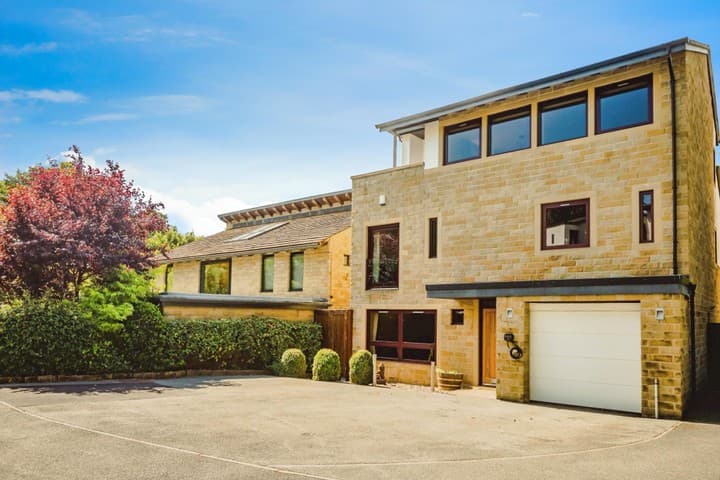 5 bedrooms house for sale in Huddersfield, United Kingdom - Image 22