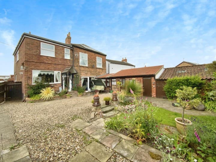 4 bedrooms house for sale in Hull, United Kingdom - Image 2