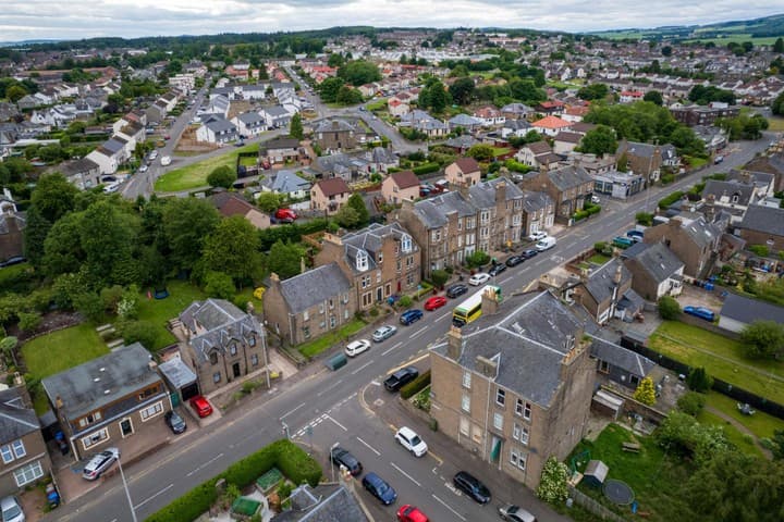 2 bedrooms apartment for sale in Dundee, United Kingdom - Image 15