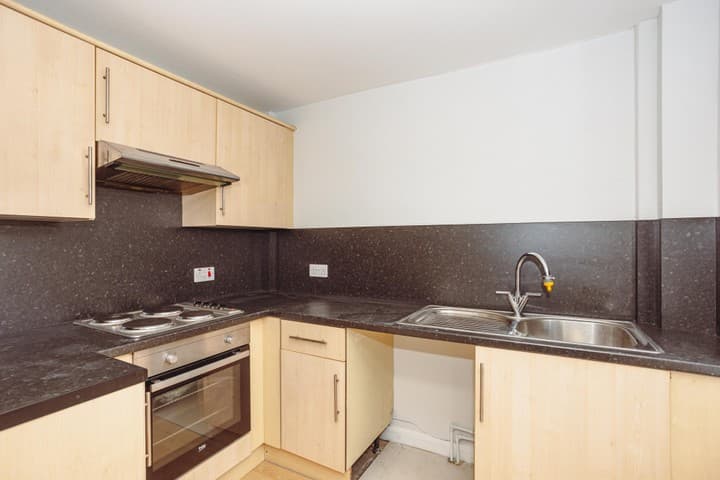 1 bedroom apartment for sale in Dumfries and Galloway, United Kingdom - Image 3