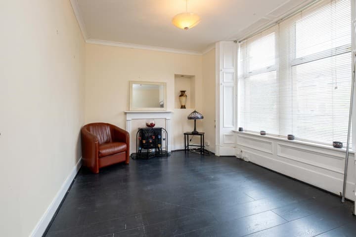 2 bedrooms apartment for sale in Dundee, United Kingdom - Image 3