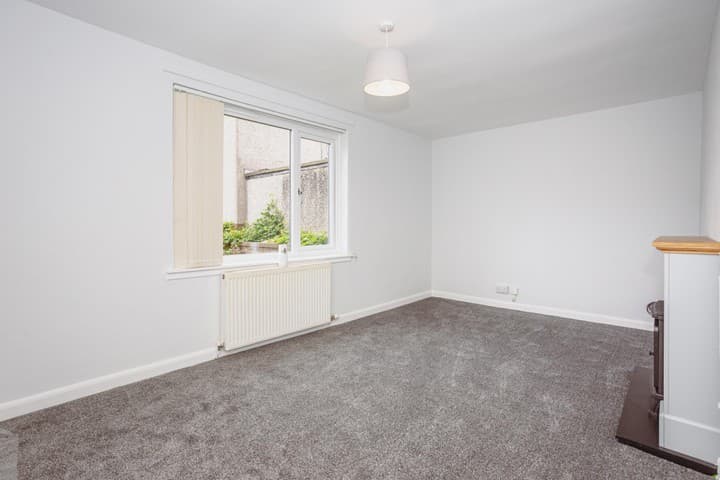 1 bedroom apartment for sale in Dumfries and Galloway, United Kingdom - Image 8