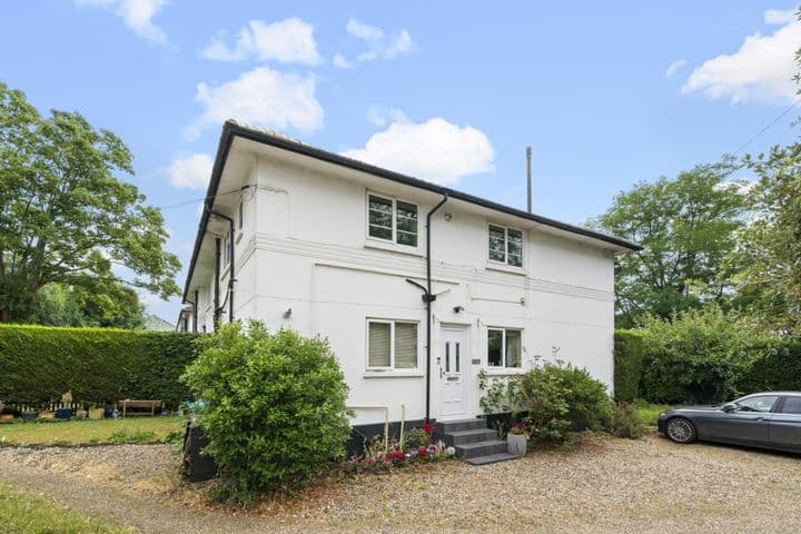 2 bedrooms house for sale in Maidenhead, United Kingdom - Image 2