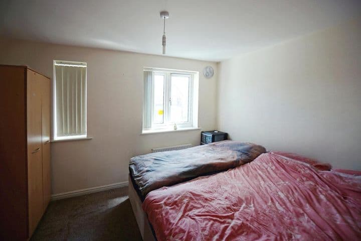 3 bedrooms house for sale in Wolverhampton, United Kingdom - Image 10