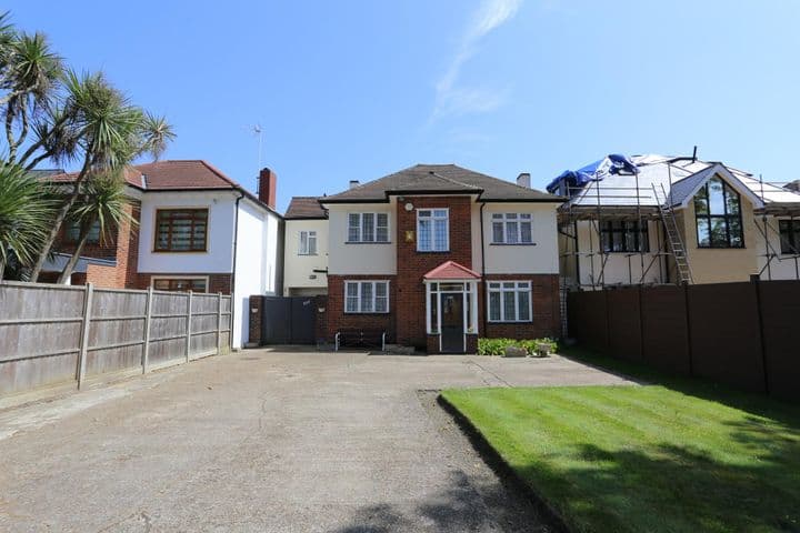 4 bedrooms house for sale in London, United Kingdom