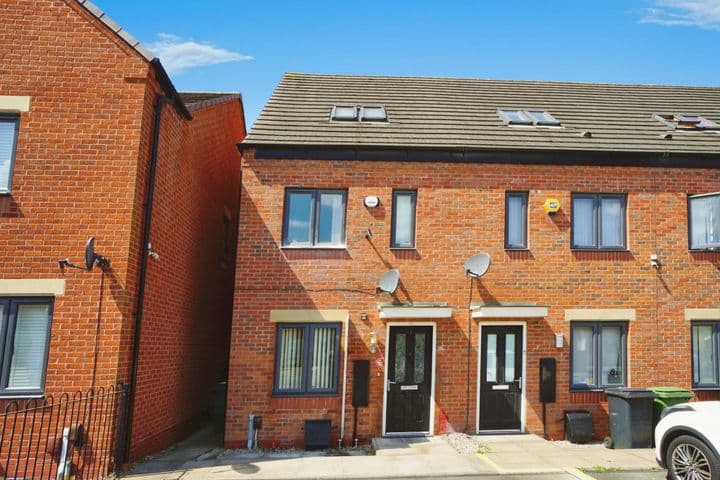 3 bedrooms house for sale in Wolverhampton, United Kingdom - Image 6