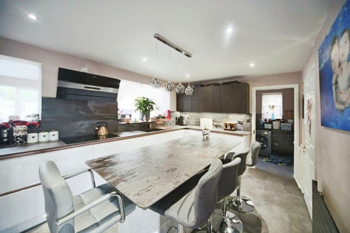 4 bedrooms house for sale in Crewe, United Kingdom - Image 5