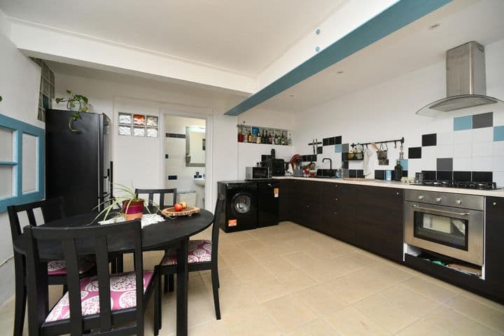 1 bedroom apartment for sale in Brighton, United Kingdom - Image 4