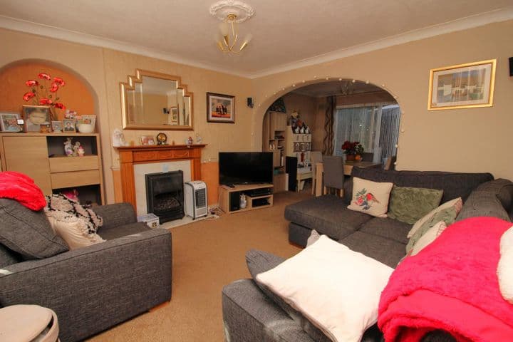 3 bedrooms house for sale in South Ockendon, United Kingdom - Image 3