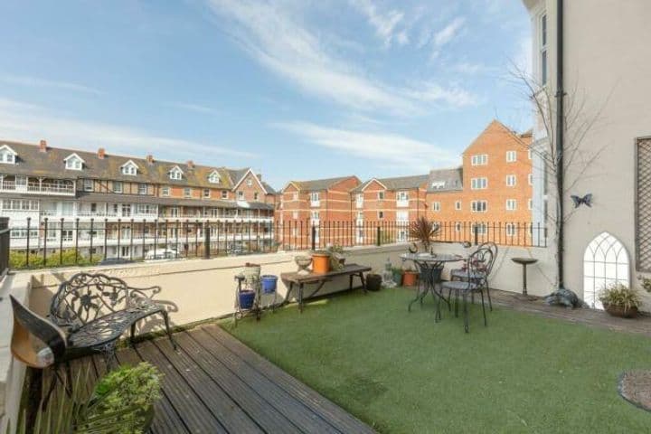 1 bedroom apartment for sale in Westgate-On-Sea, United Kingdom - Image 5