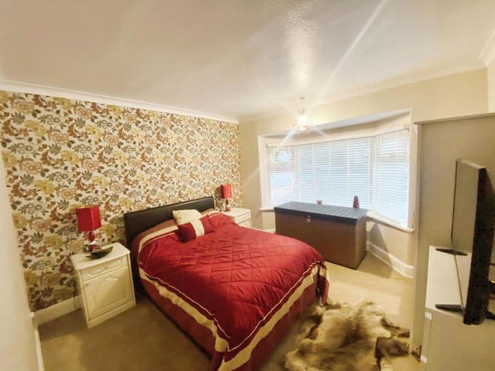 3 bedrooms house for sale in Sheffield, United Kingdom - Image 12