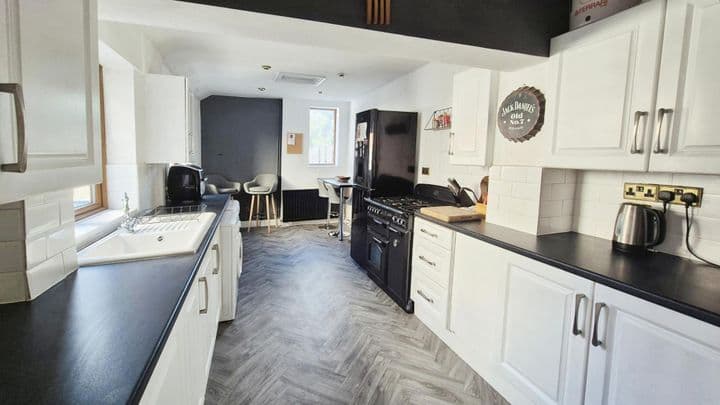 2 bedrooms house for sale in Stafford, United Kingdom - Image 10