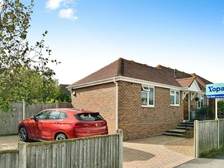 2 bedrooms house for sale in Eastbourne, United Kingdom - Image 2