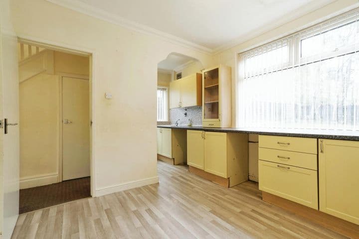 3 bedrooms house for sale in Leeds, United Kingdom - Image 6