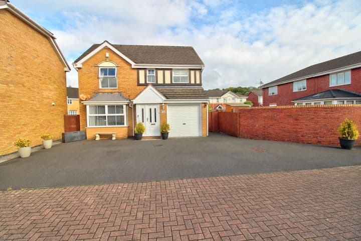 4 bedrooms house for sale in Newport, United Kingdom - Image 2