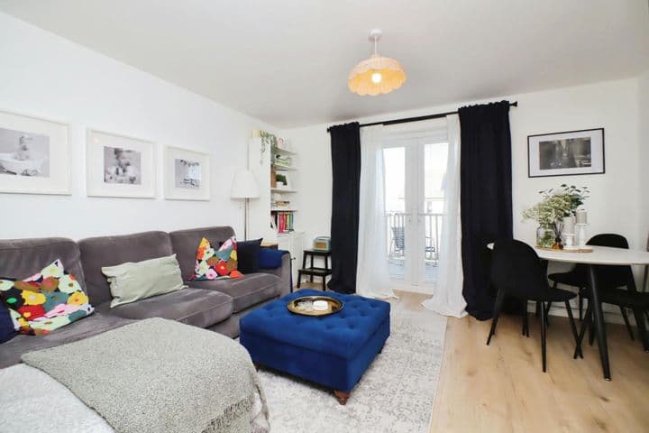 2 bedrooms house for sale in Glasgow, United Kingdom - Image 4