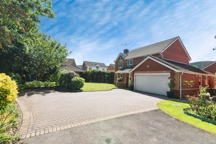 4 bedrooms house for sale in Newport, United Kingdom - Image 5