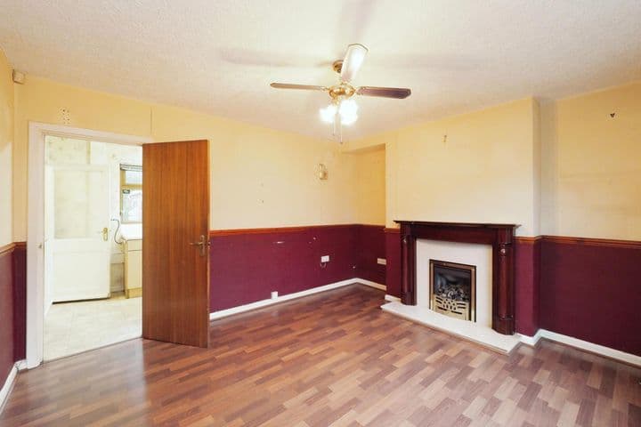 2 bedrooms house for sale in Nottingham, United Kingdom - Image 3