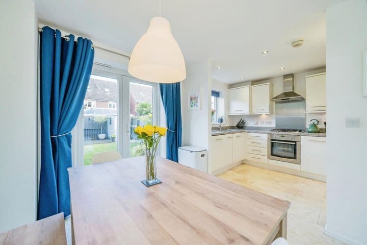 3 bedrooms house for sale in Warrington, United Kingdom - Image 2