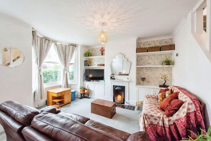 2 bedrooms house for sale in Bury St. Edmunds, United Kingdom - Image 3