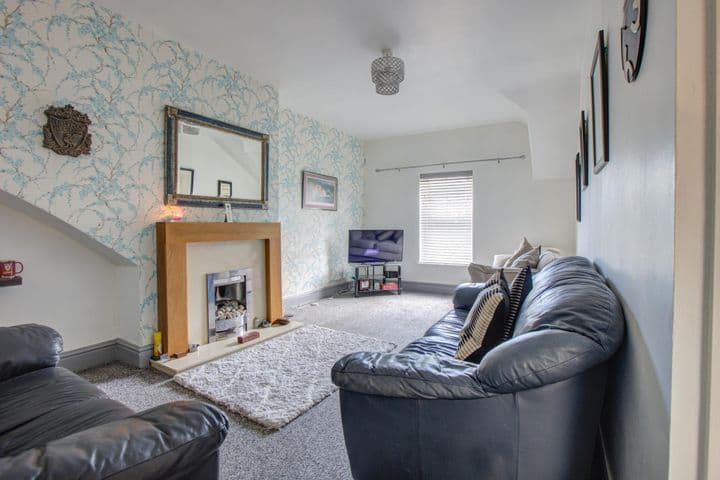 2 bedrooms apartment for sale in Lytham St. Annes, United Kingdom - Image 2