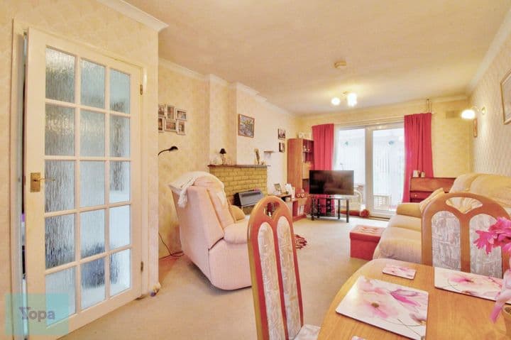 3 bedrooms house for sale in Luton, United Kingdom - Image 3