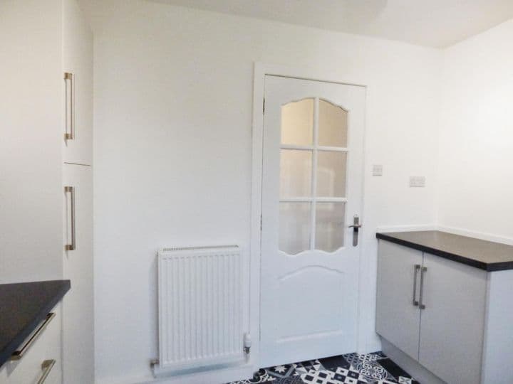 2 bedrooms apartment for sale in Cowdenbeath, United Kingdom - Image 8