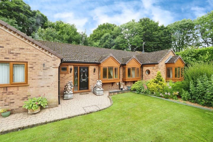 4 bedrooms house for sale in Sutton-In-Ashfield, United Kingdom - Image 2