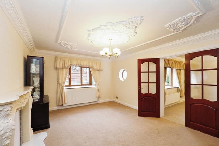 4 bedrooms house for sale in Sutton-In-Ashfield, United Kingdom - Image 13