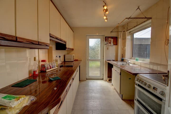 3 bedrooms house for sale in Burnley, United Kingdom - Image 6